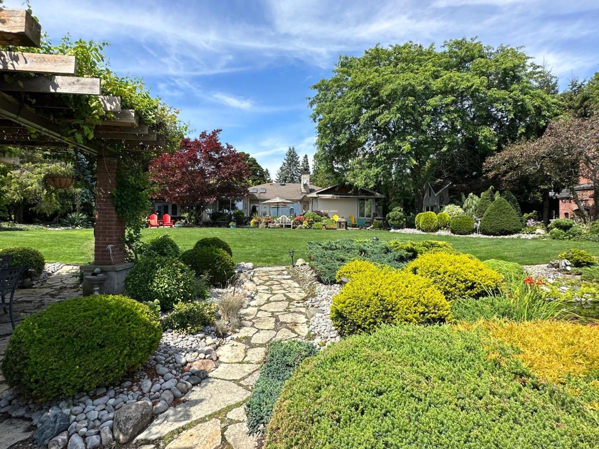 科堡The Wind In The Willows - Luxury Lakefront Oasis住宿加早餐旅馆 外观 照片